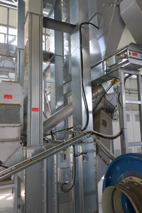 Maszyny z zakladu produkcji biopaliw<br> 
-2